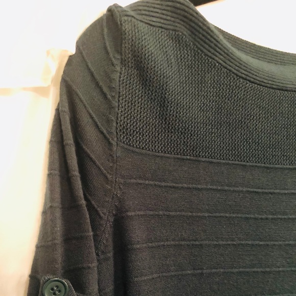 Dark Hunter Green women’s top. - Picture 3 of 7